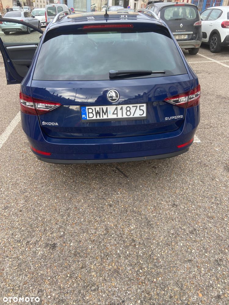 Skoda Superb 2.0 TDI Ambition DSG - 1