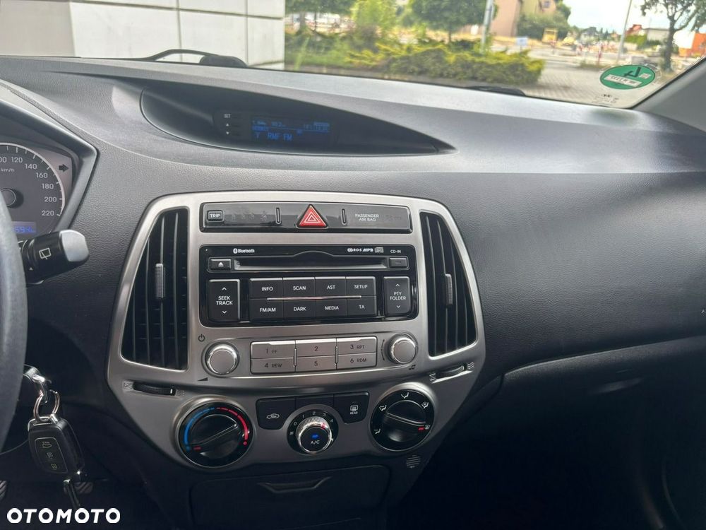 Hyundai i20 1.25 Comfort - 13