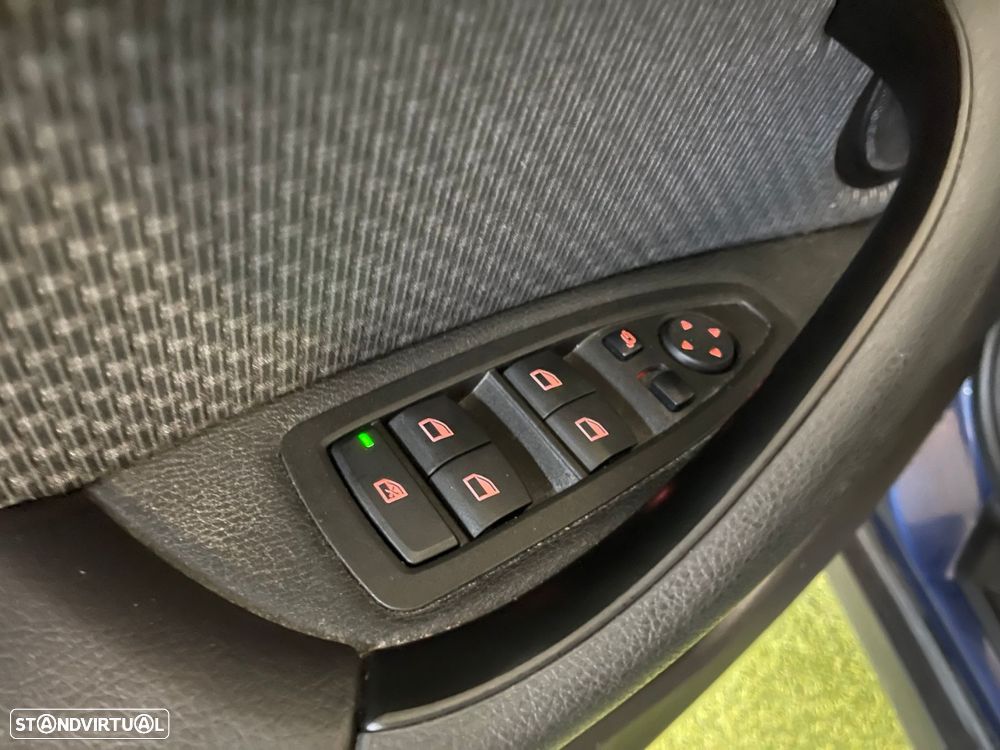 BMW X2 25 e xDrive Advantage - 29