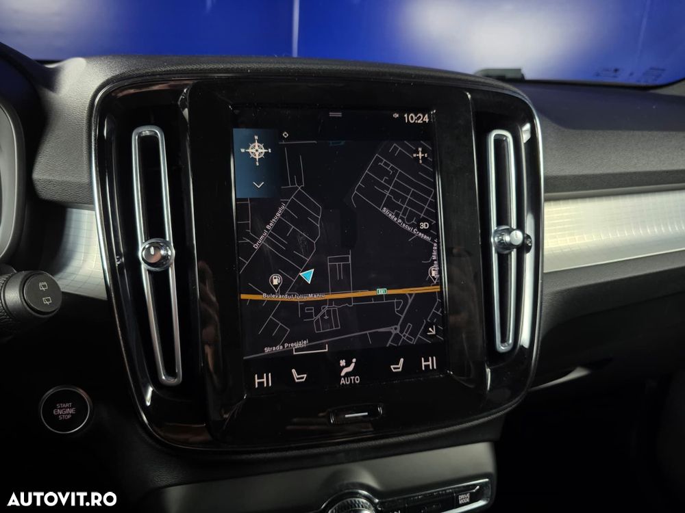 Volvo XC 40 T3 AT8 Momentum Pro - 20