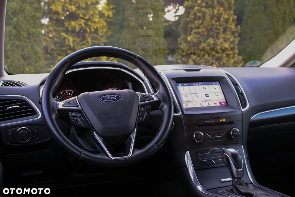 Ford S-Max 2.0 TDCi Titanium PowerShift - 23