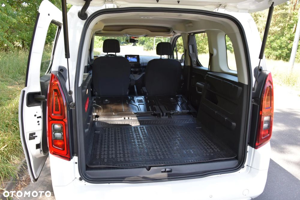 Toyota Proace City Verso 1.2 D-4T Business - 23