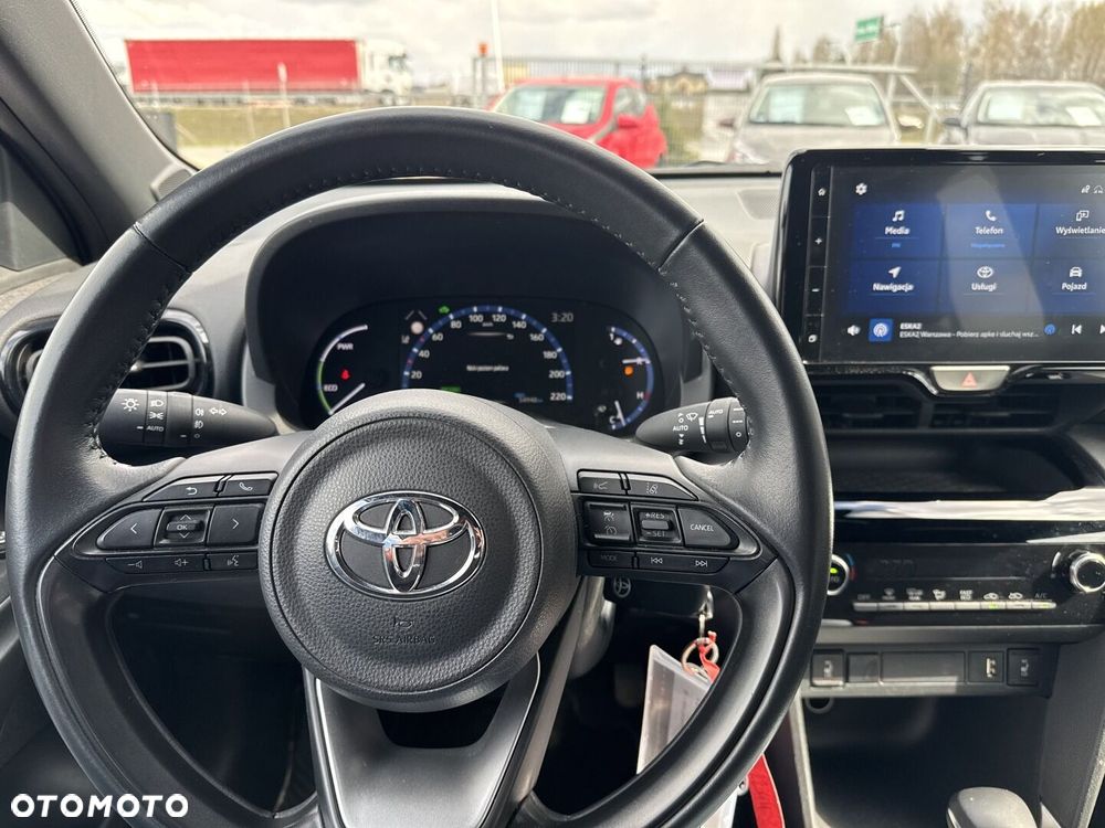 Toyota Yaris Cross Hybrid 1.5 Style - 17