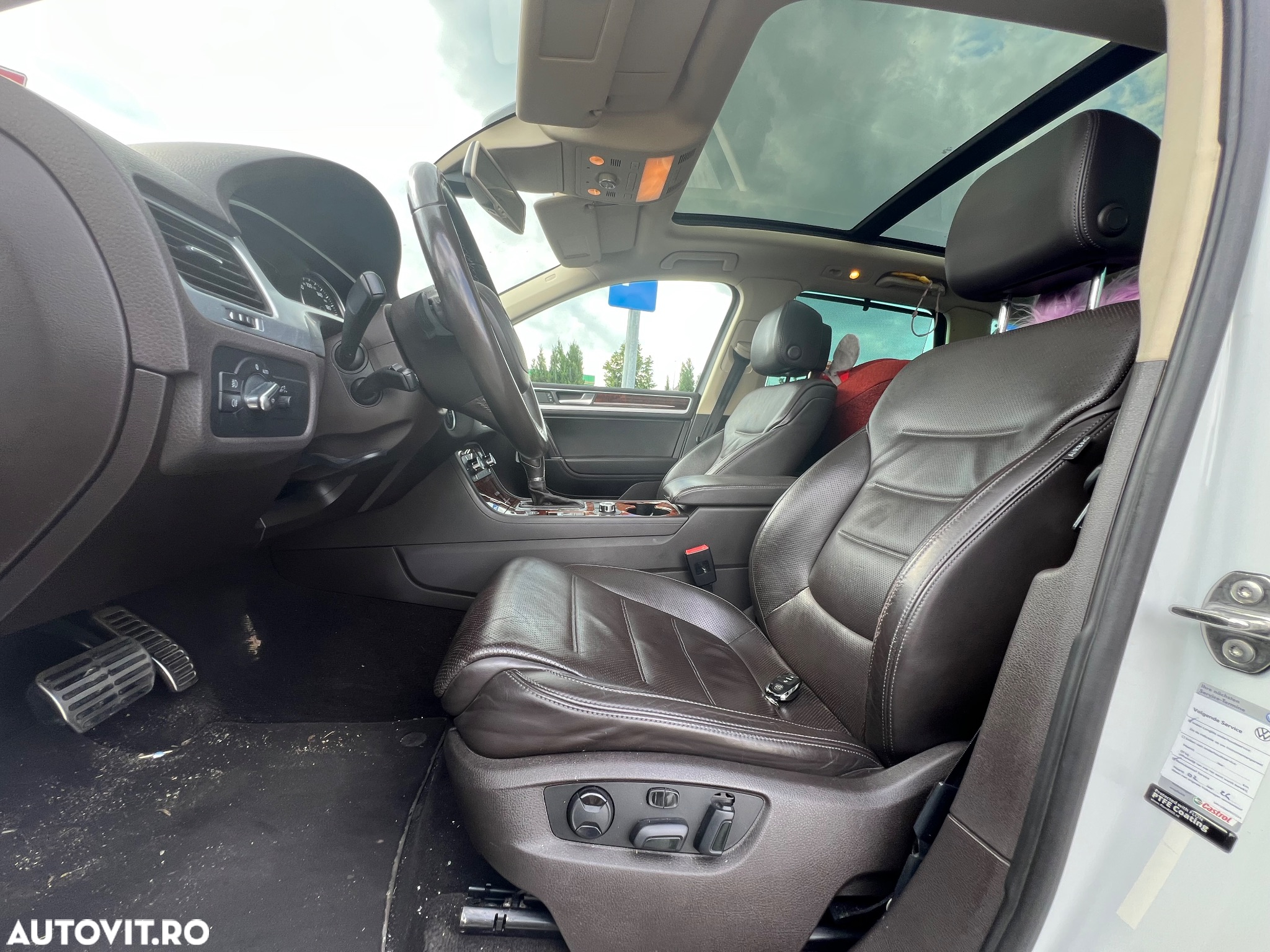Volkswagen Touareg 3.0 Hybrid Automatik Exclusive - 8