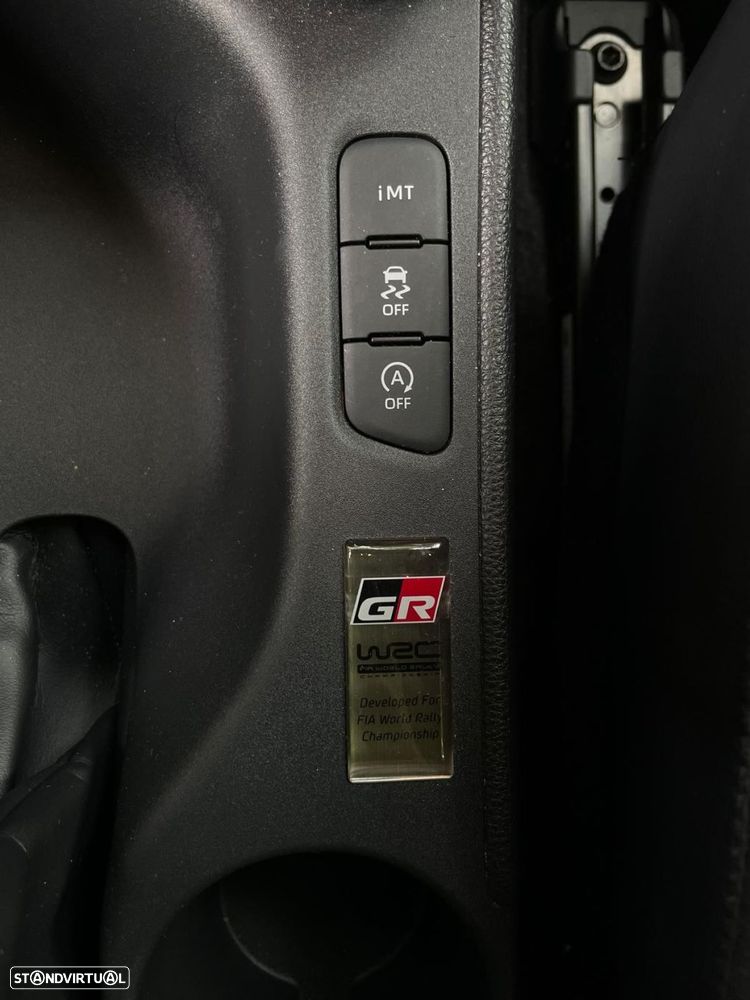 Toyota GR Yaris c/ High-Performance-Pack - 32