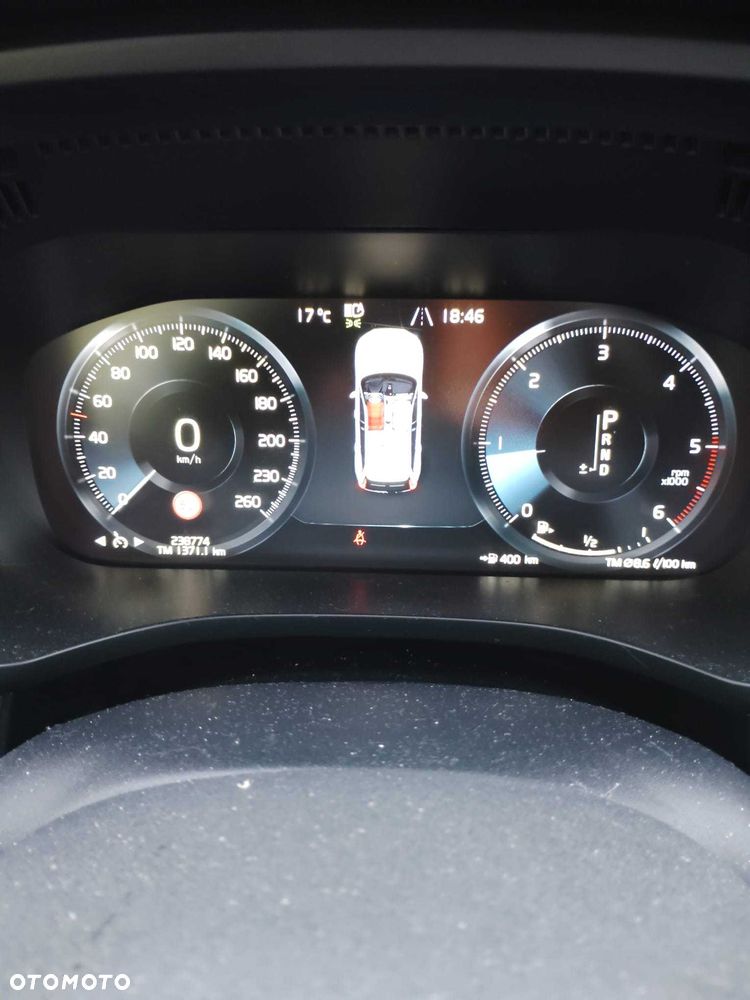 Volvo XC 60 - 11