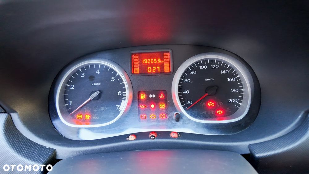 Dacia Duster 1.6 16V 4x2 Essentiel - 6