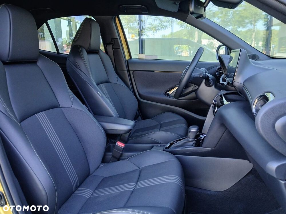 Toyota Yaris Cross Hybrid 1.5 Adventure - 25