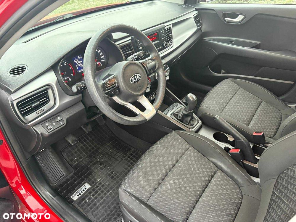 Kia Rio - 14