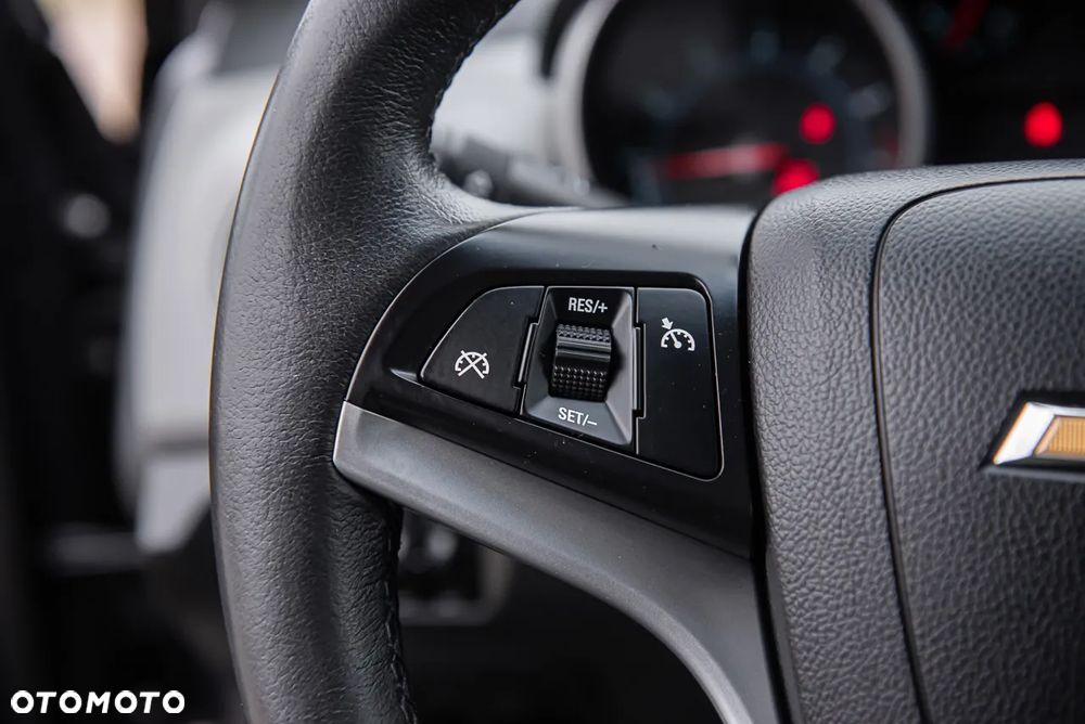 Chevrolet Cruze - 20