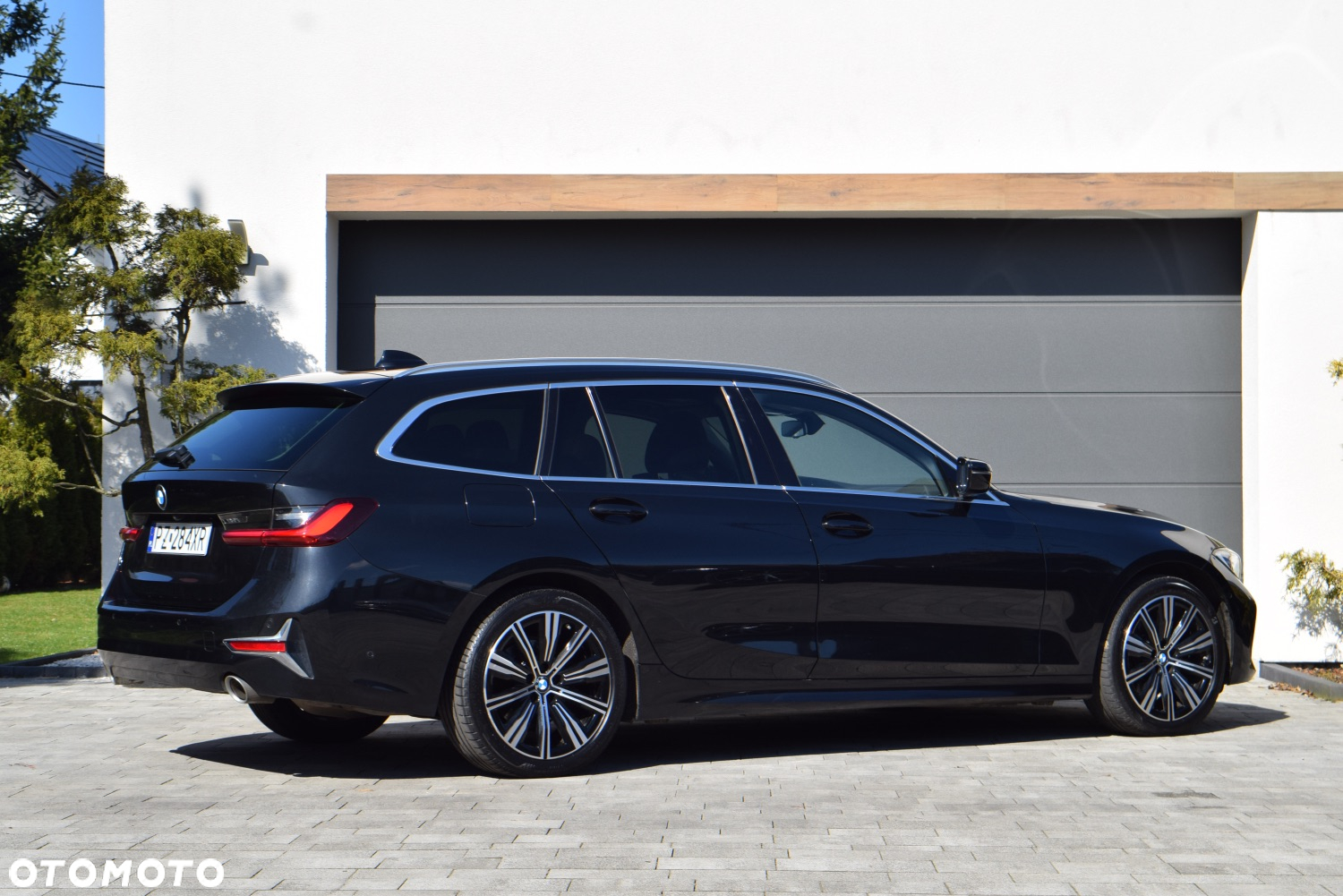BMW Seria 3 320d xDrive Luxury Line sport - 36