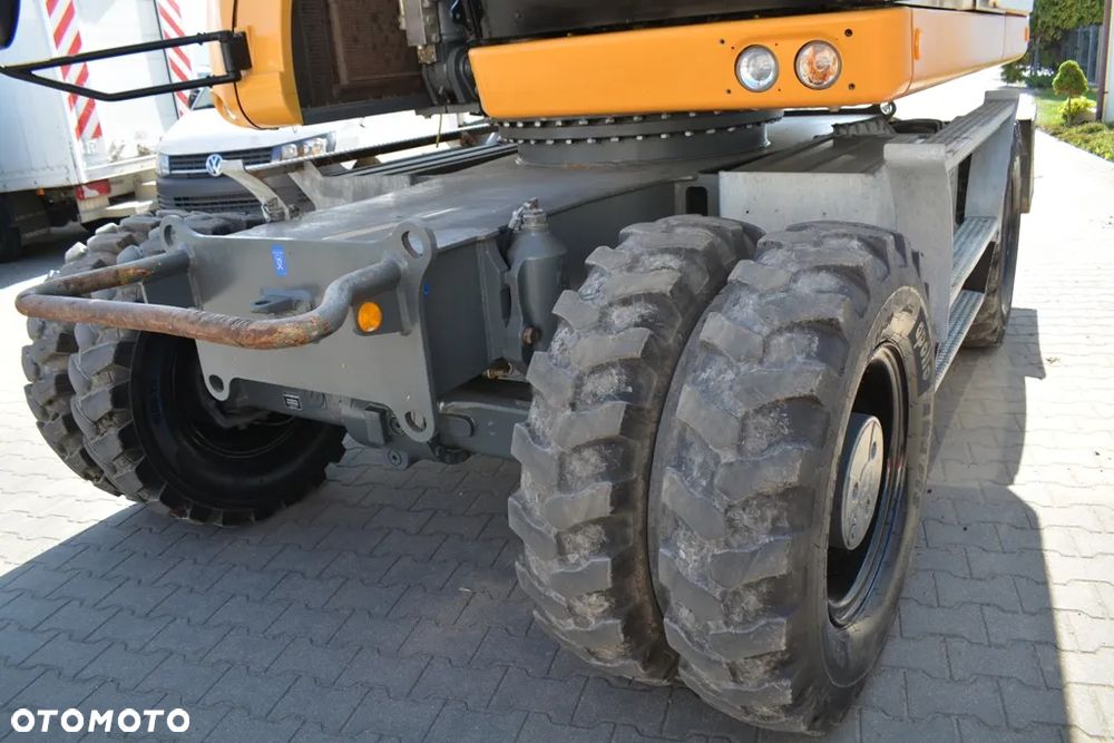 Liebherr A 918 Compact / STAN PERFEKT / 18T / JAK NOWA / Ramie 3x łamane - 20