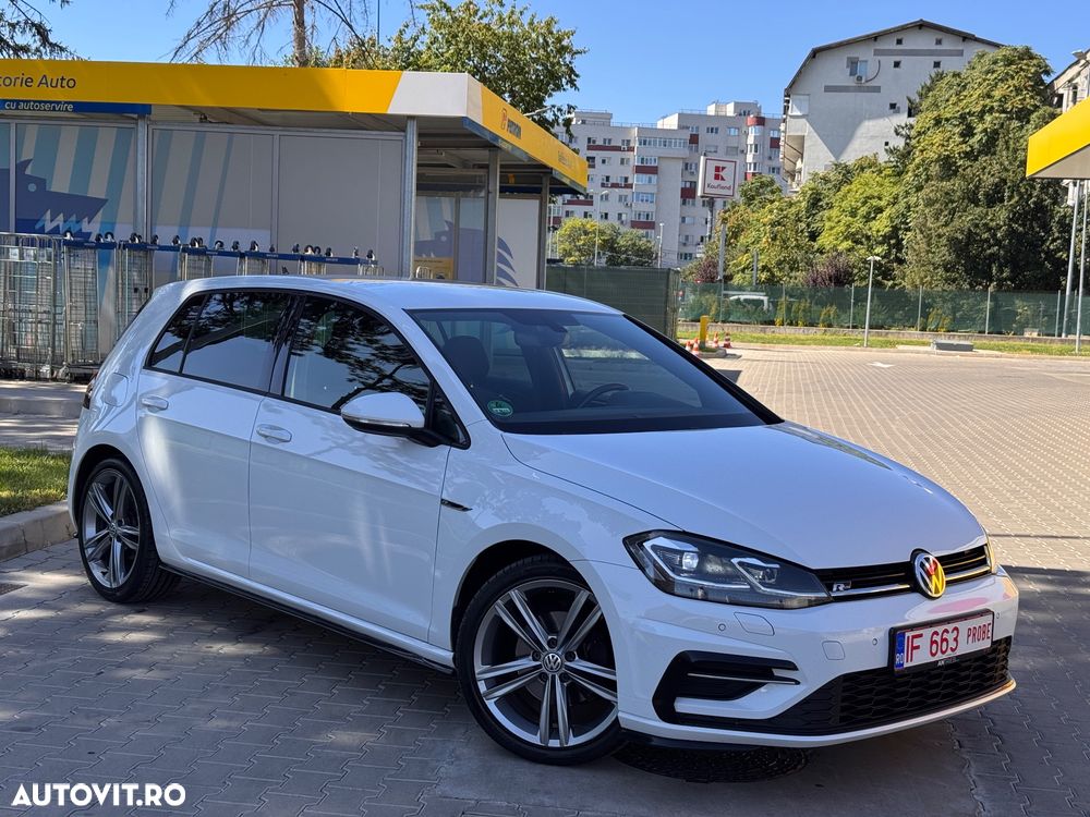 Volkswagen Golf 1.5 TSI OPF R-Line - 2