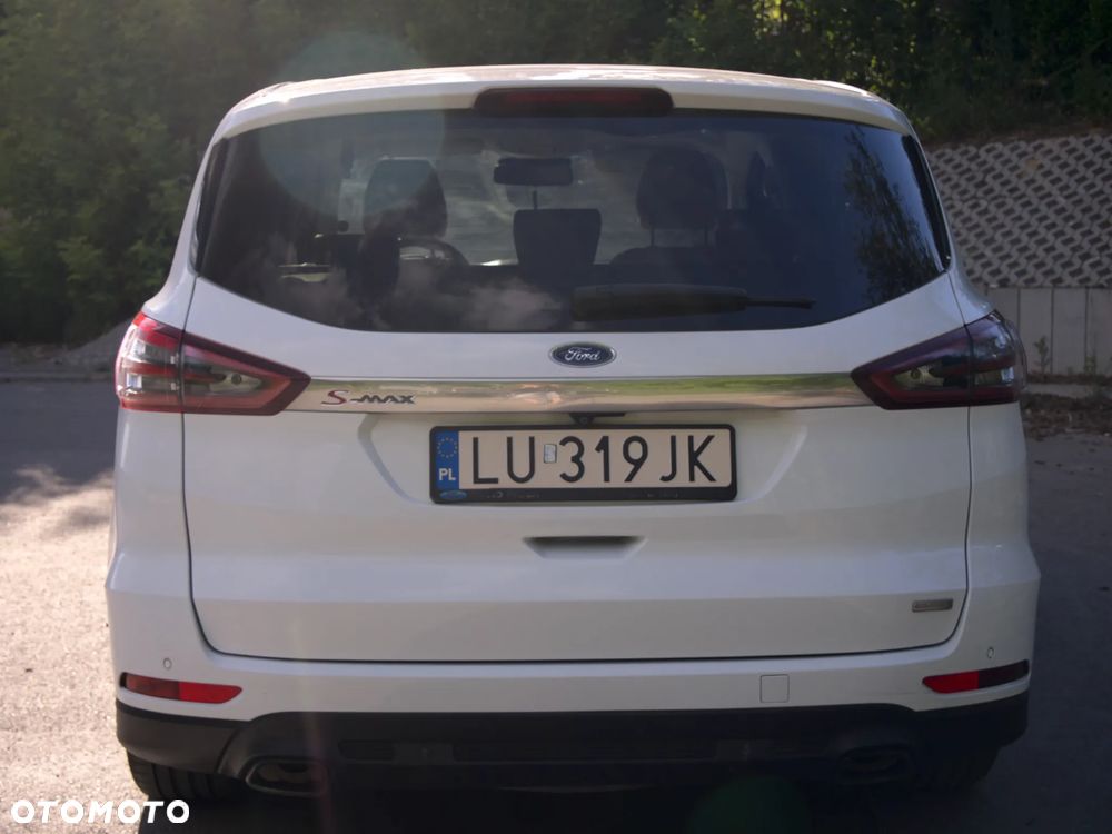 Ford S-Max 2.0 EcoBoost Titanium - 3
