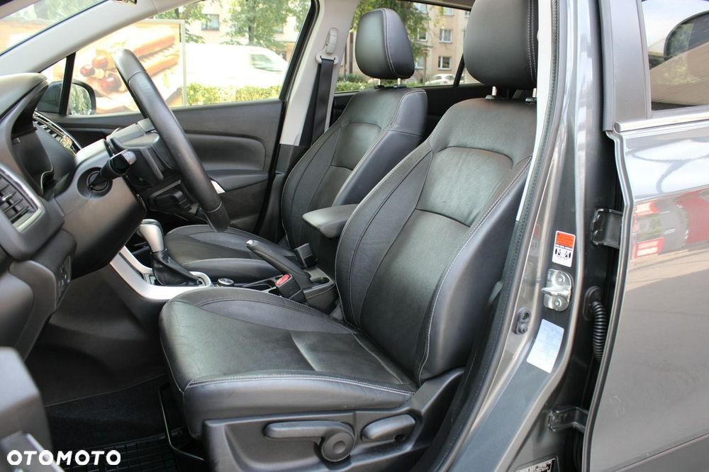 Suzuki SX4 S-Cross 1.4 T Premium 4WD - 11