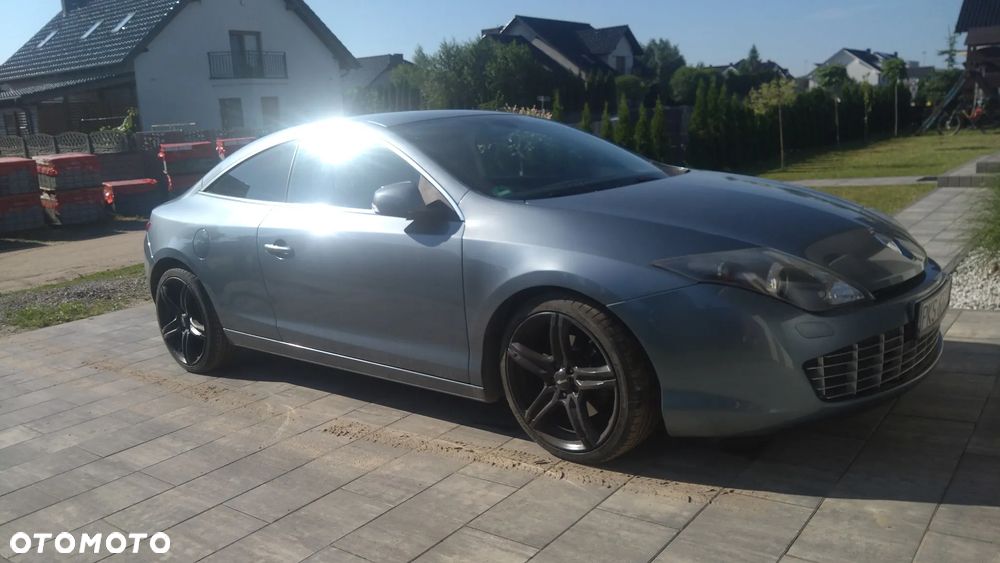 Renault Laguna 2.0T GT - 1