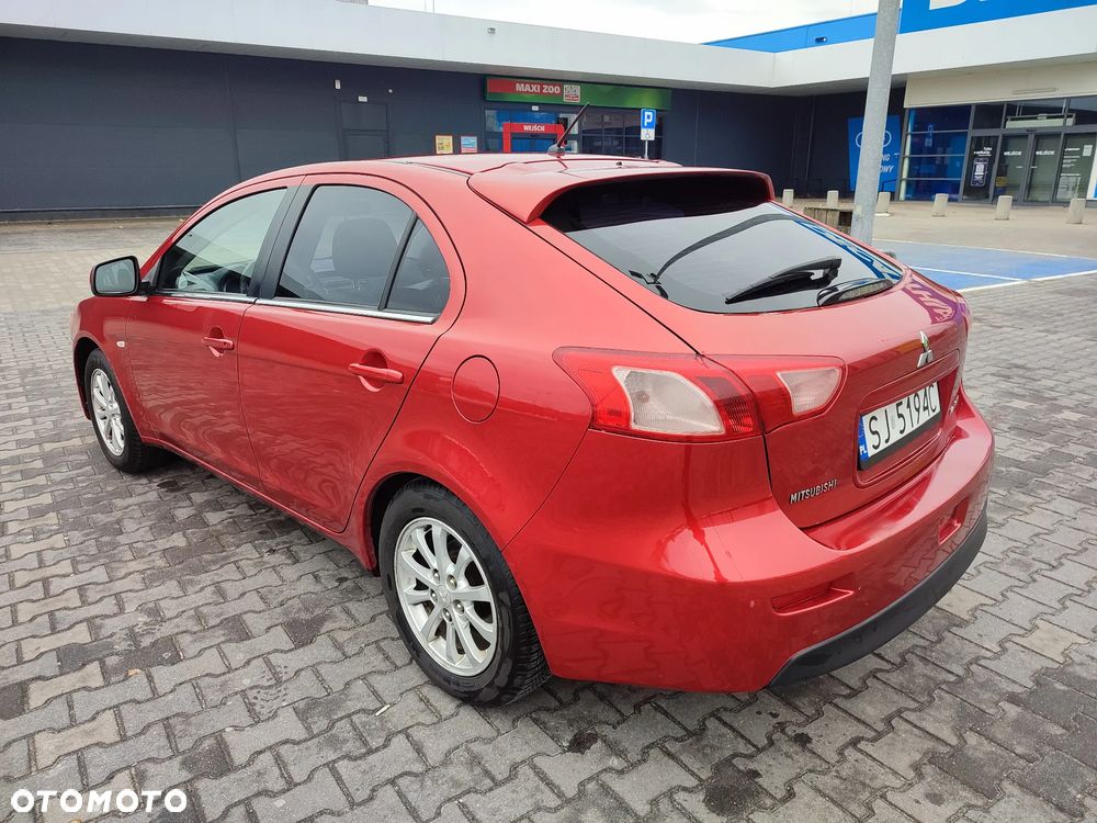 Mitsubishi Lancer 1.6 Inform - 2