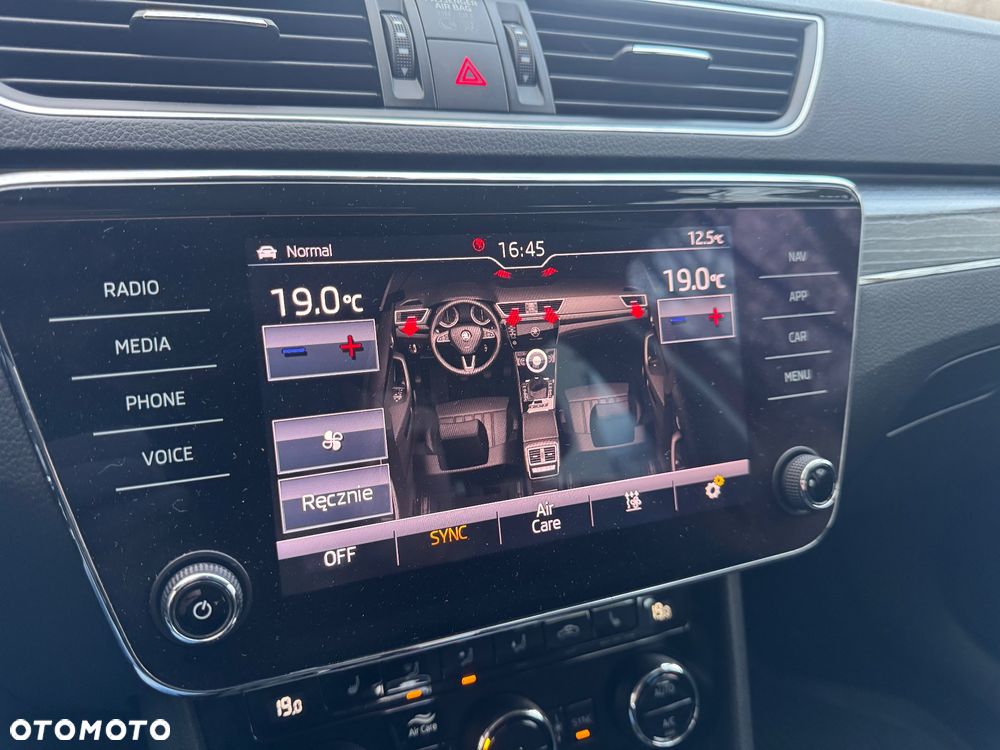 Skoda Superb 2.0 TDI DSG Style - 12