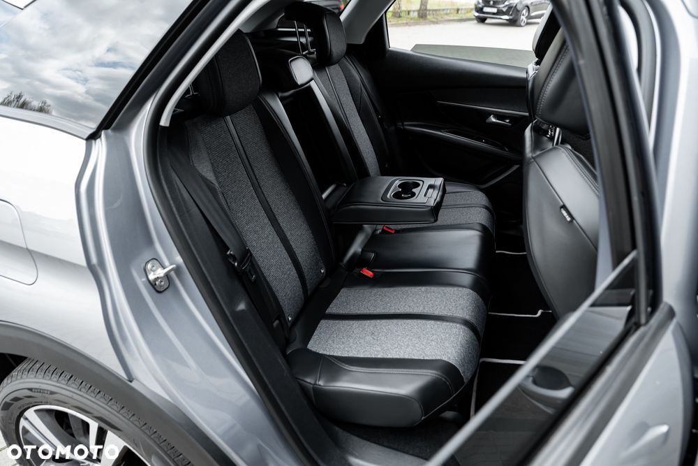 Peugeot 3008 2.0 BlueHDi Allure - 21