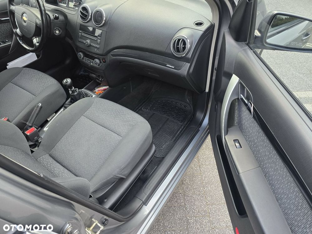 Chevrolet Aveo 1.4 16V LT - 10