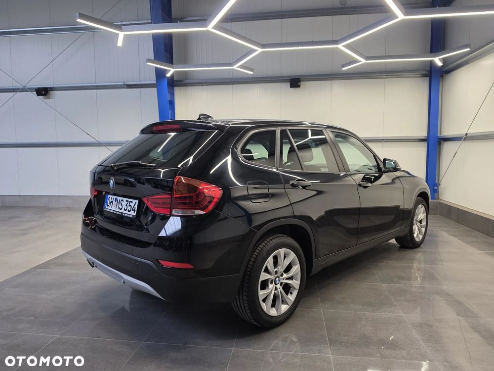 BMW X1 xDrive18d Sport Line - 11
