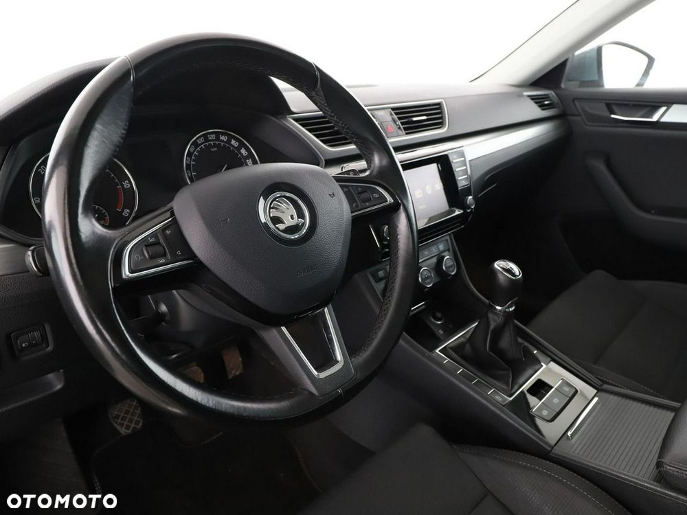 Skoda Superb 1.6 TDI Ambition - 15