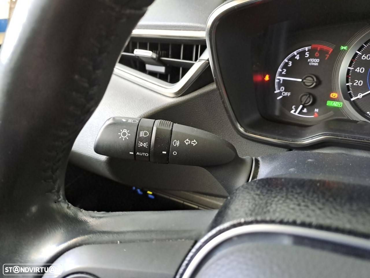 Toyota Corolla 1.8 Hybrid Comfort - 14