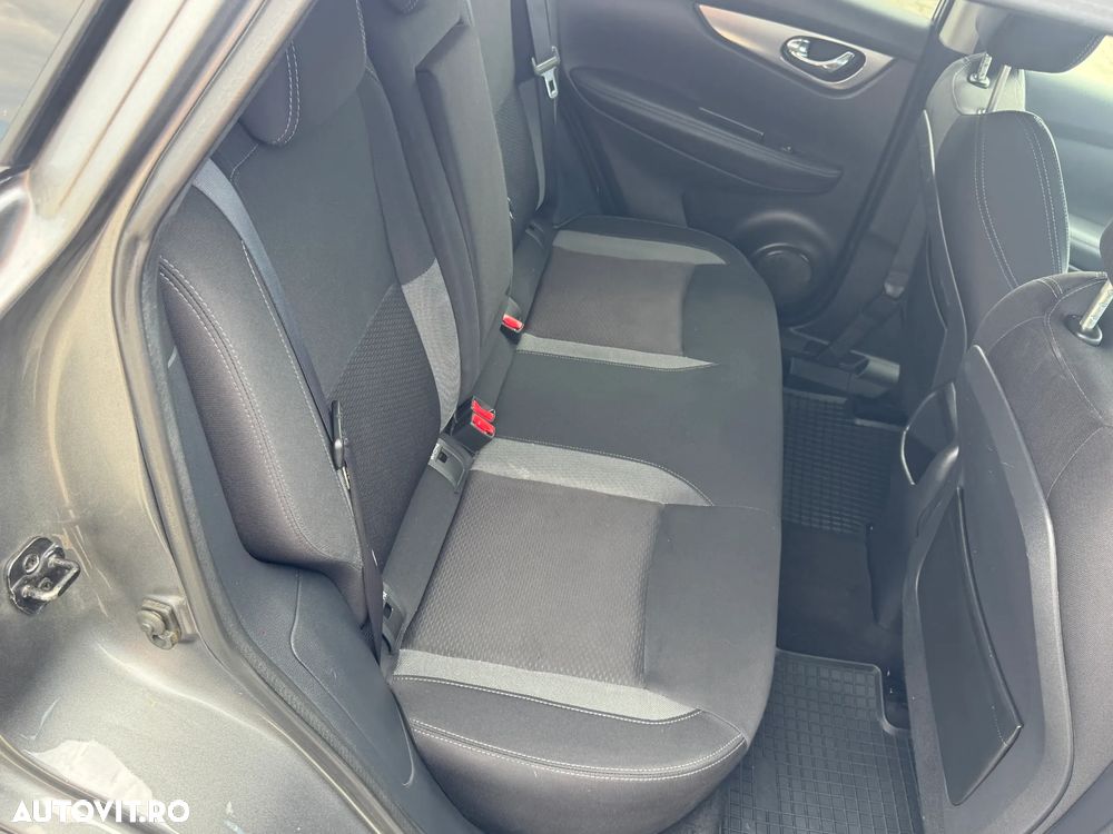 Nissan Qashqai 1.5 DCI N-CONNECTA - 23