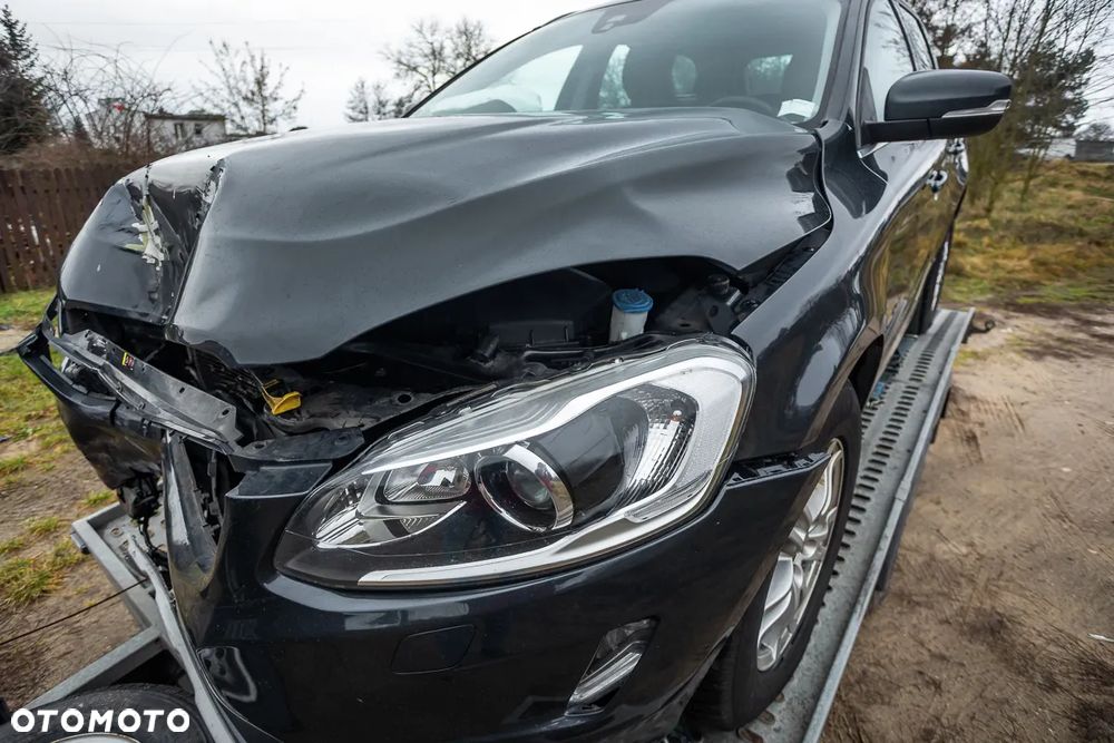 Volvo XC 60 D3 Geartronic Momentum - 10
