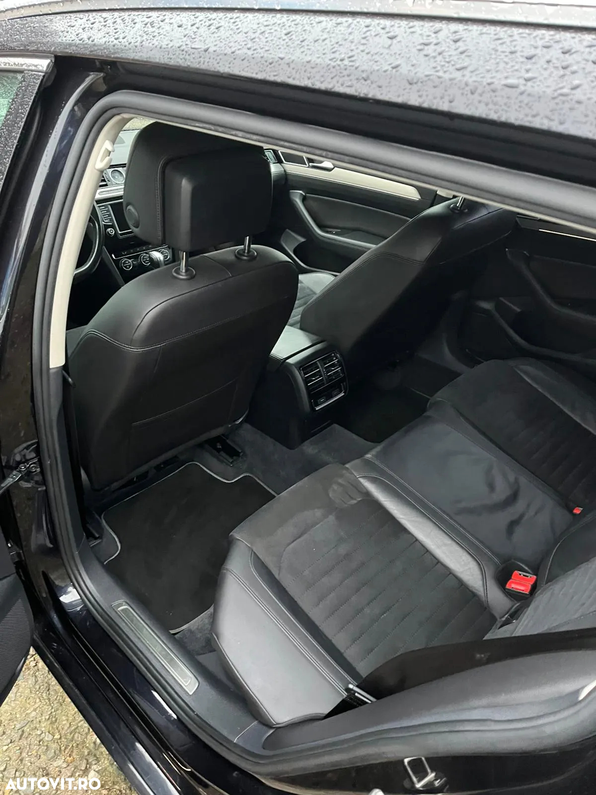 Volkswagen Passat 2.0 TDI (BlueMotion Technology) DSG Highline - 8