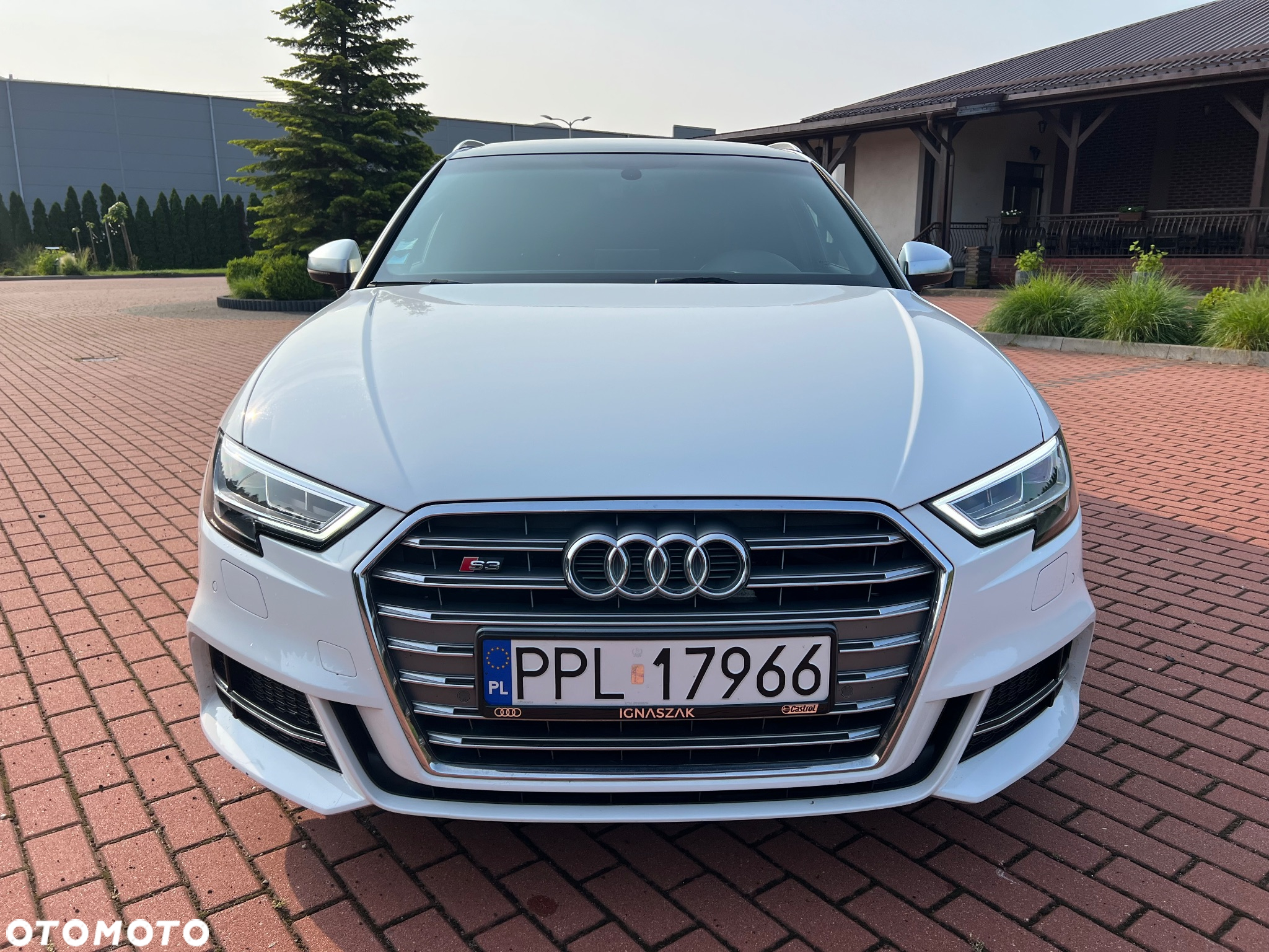 Audi S3 TFSI Sportback quattro S tronic - 3