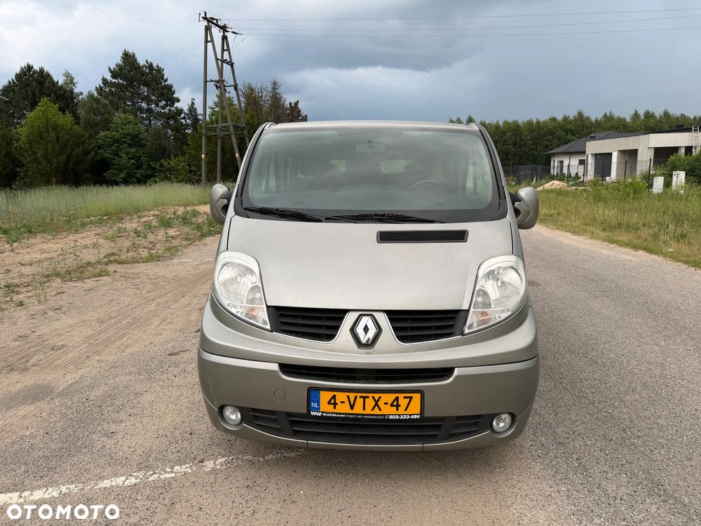 Renault TRAFIC*L2H1*2012*Klimatronik*6osób*bardzo zadbane auto - 12