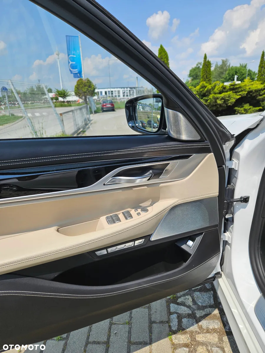 BMW Seria 7 750Li xDrive Edition Exclusive - 6