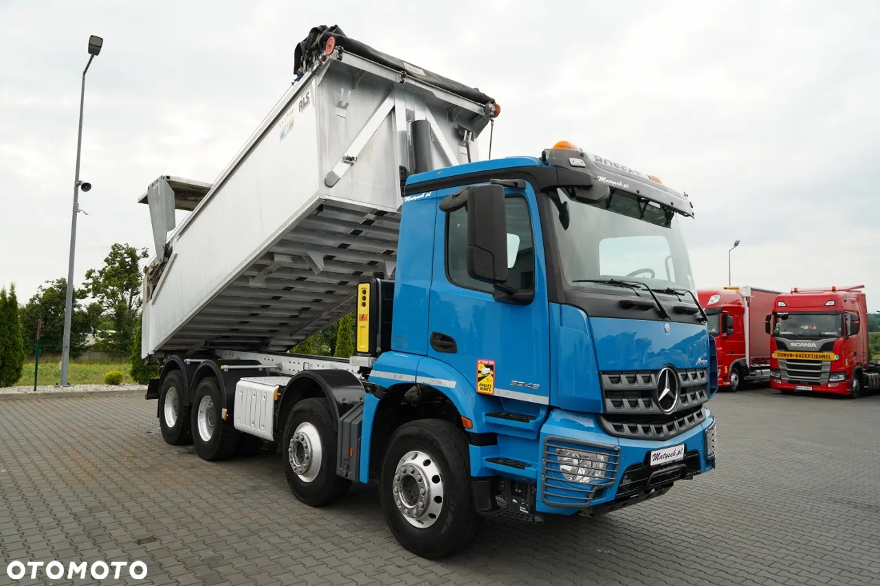 Mercedes-Benz AROCS 3243 / 8x4 / WYWROTKA 20m3 / TYLNOZSYP / EURO 6 / OPONY 100 % / ŁADOWNOŚĆ: 19,500 KG / HYDROKLAPA - 4