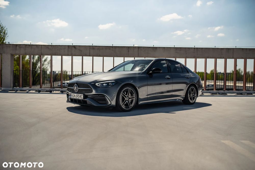 Mercedes-Benz Klasa C 220 d mHEV AMG - 11