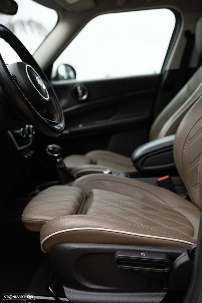 MINI Countryman Cooper SE ALL4 Auto - 32