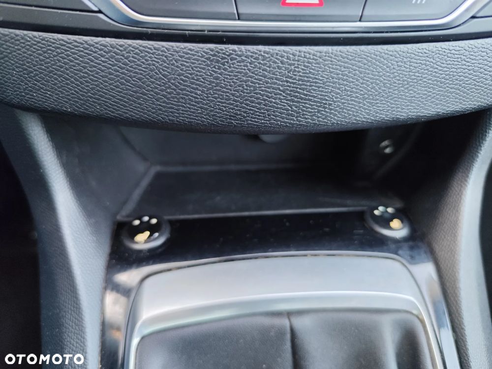 Peugeot 308 1.2 PureTech GPF Allure Pack S&S - 30