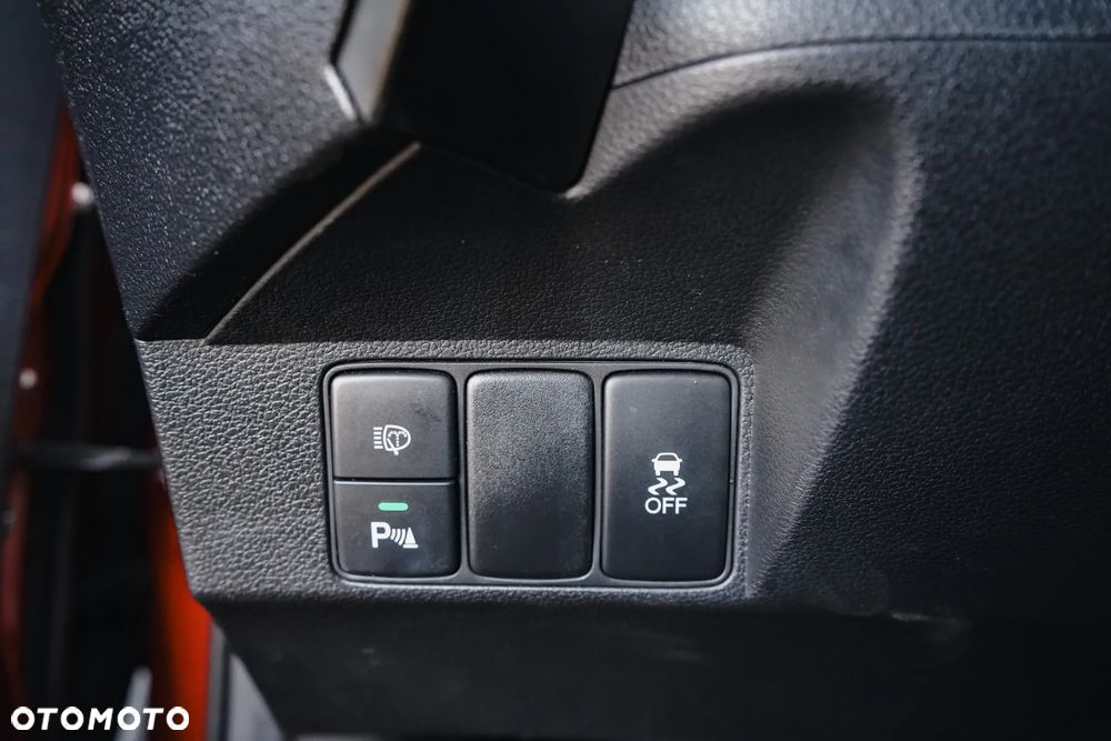 Honda Civic 1.8 Executive ADAS II - 27