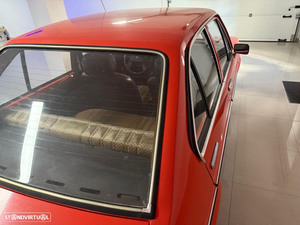 Ford Escort - 40