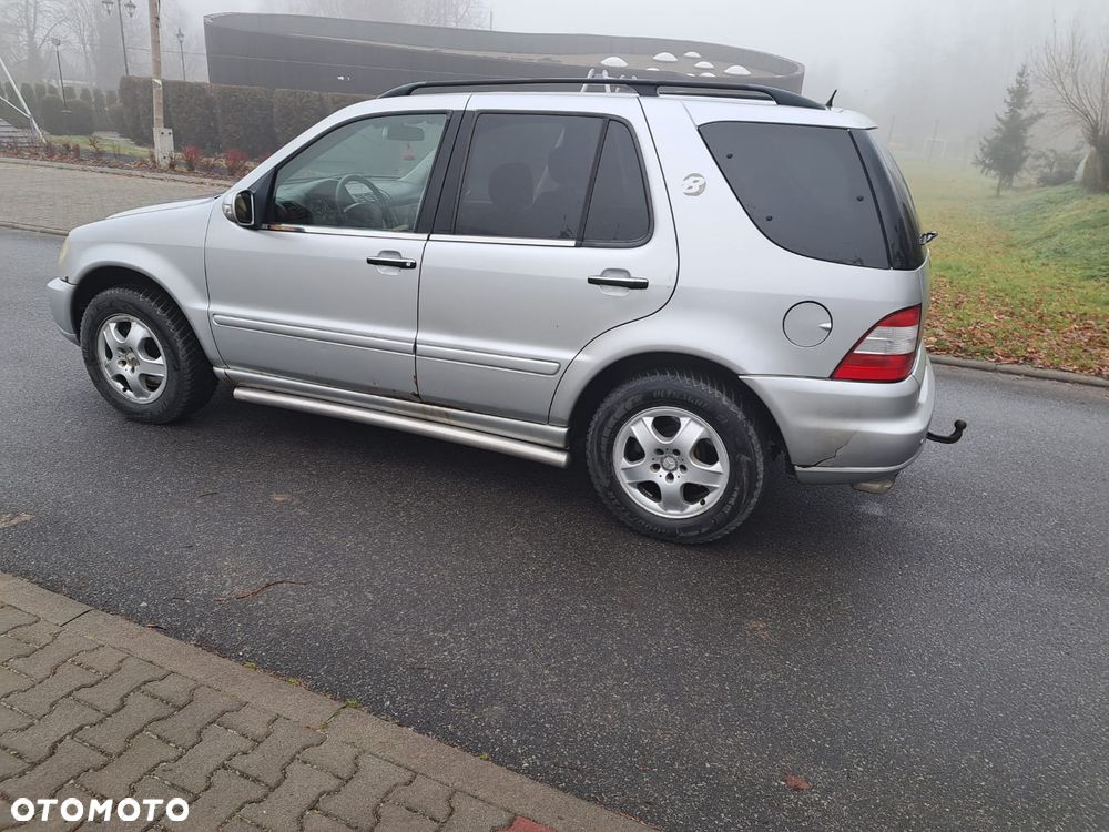 Mercedes-Benz ML - 16