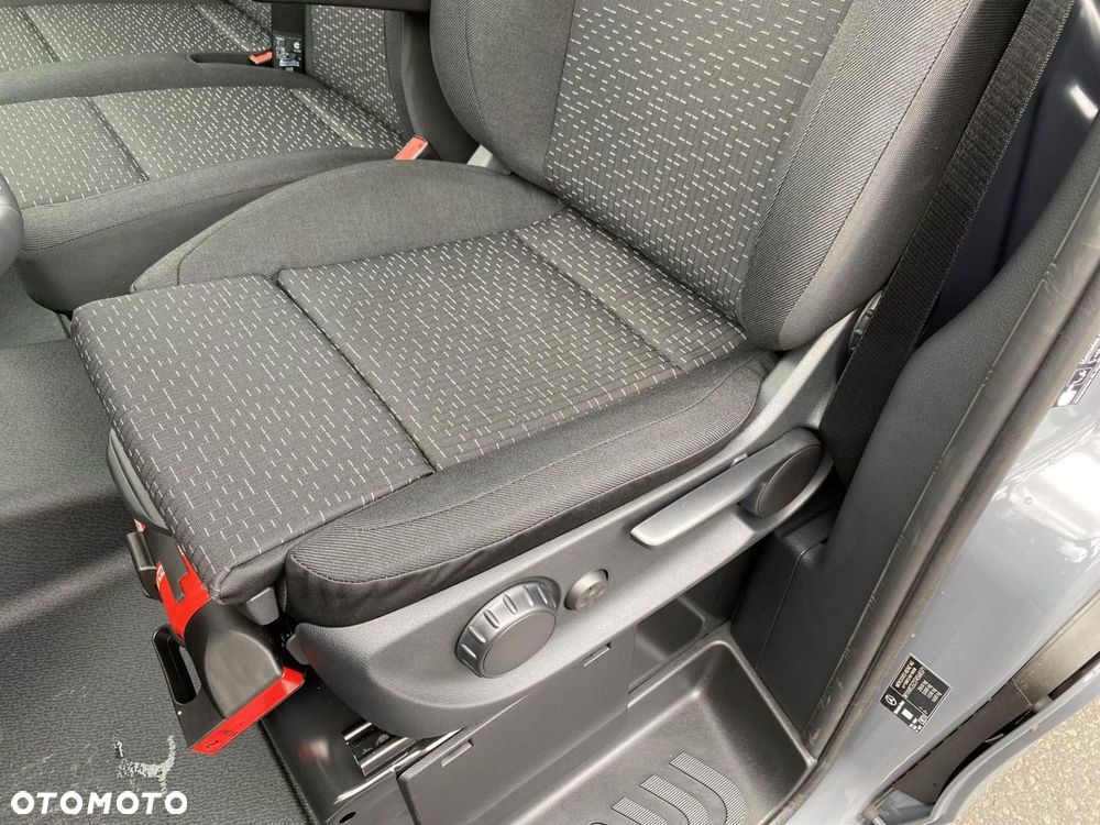 Mercedes-Benz Vito - 13