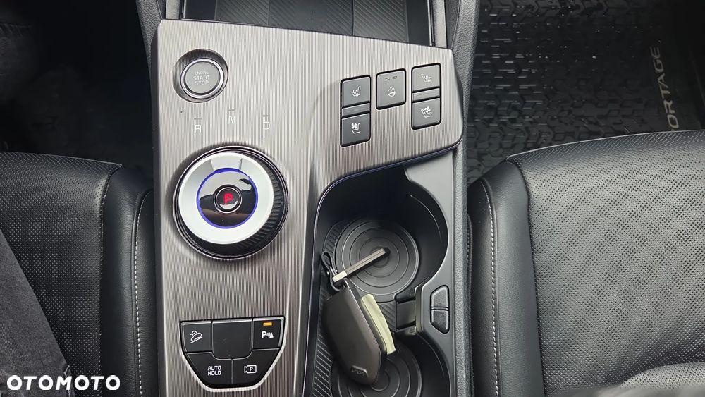 Kia Sportage 1.6 T-GDI HEV Business Line 4WD - 18