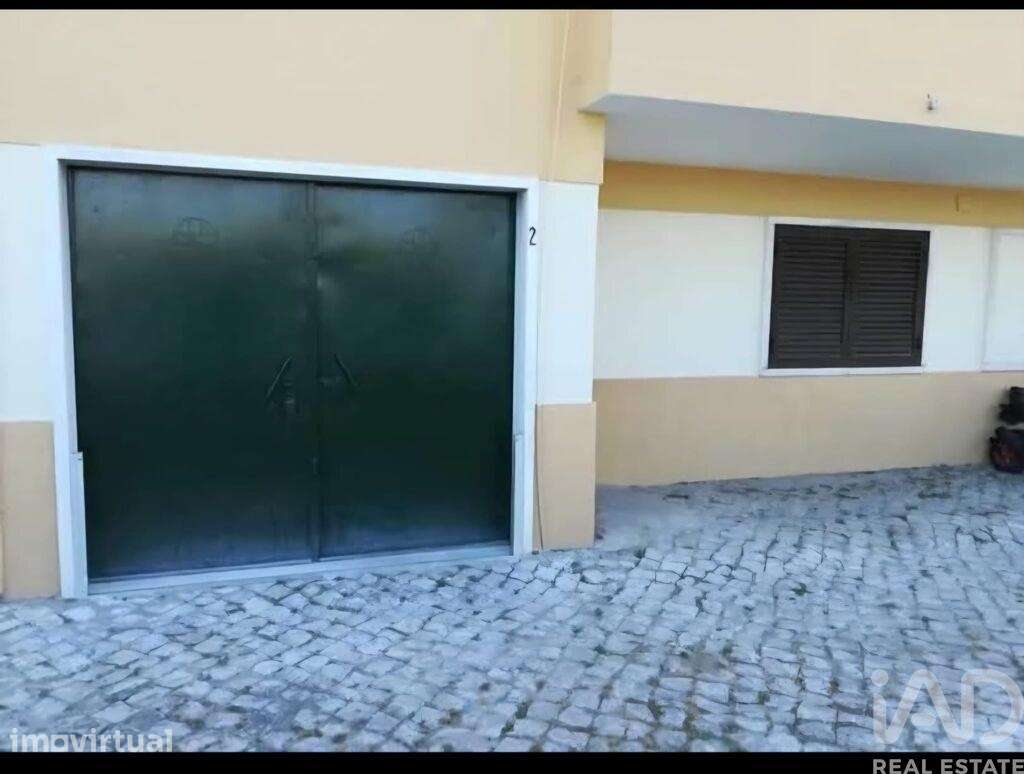 Parque de Estacionamento / Garagem / Box em Setúbal de 60,45 m2 - Grande imagem: 2/9