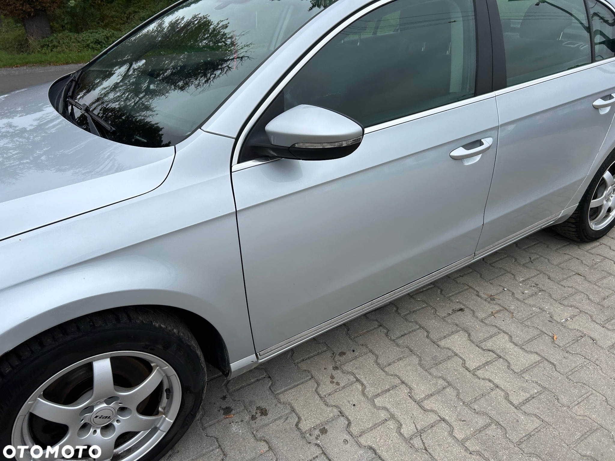 Volkswagen Passat - 36