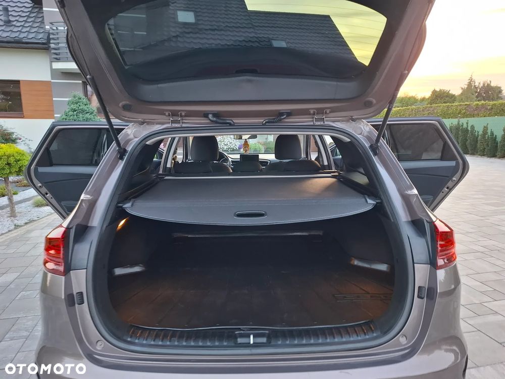 Kia Ceed 1.4 Vision - 27