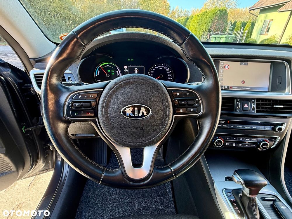 Kia Optima - 16