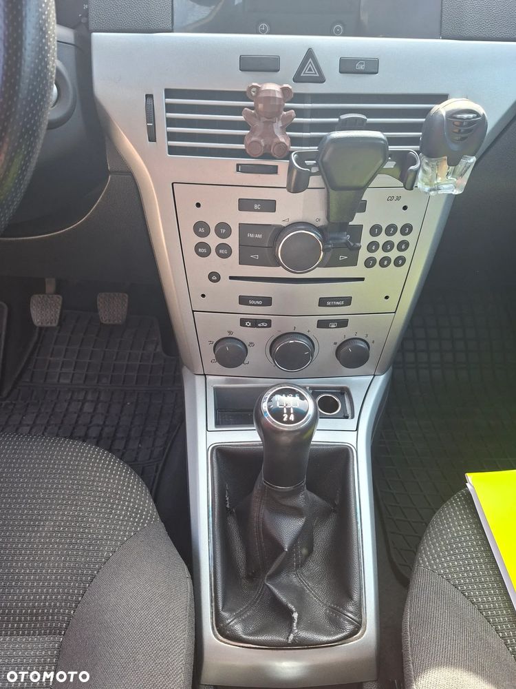 Opel Astra 1.6 Selection - 10