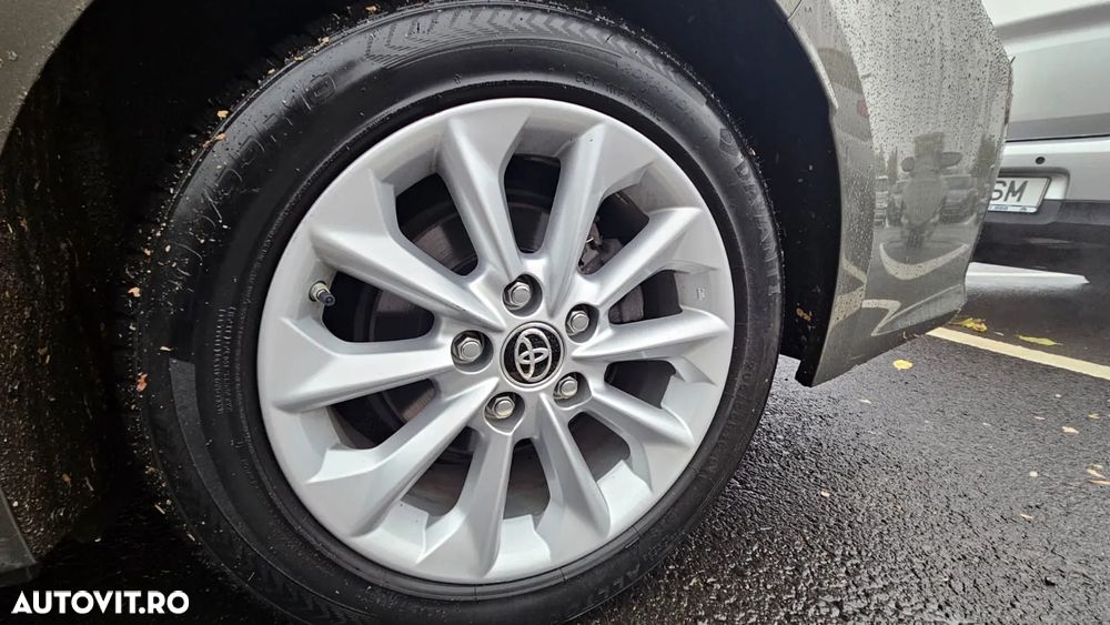 Toyota Corolla 1.8 Hybrid Comfort - 6