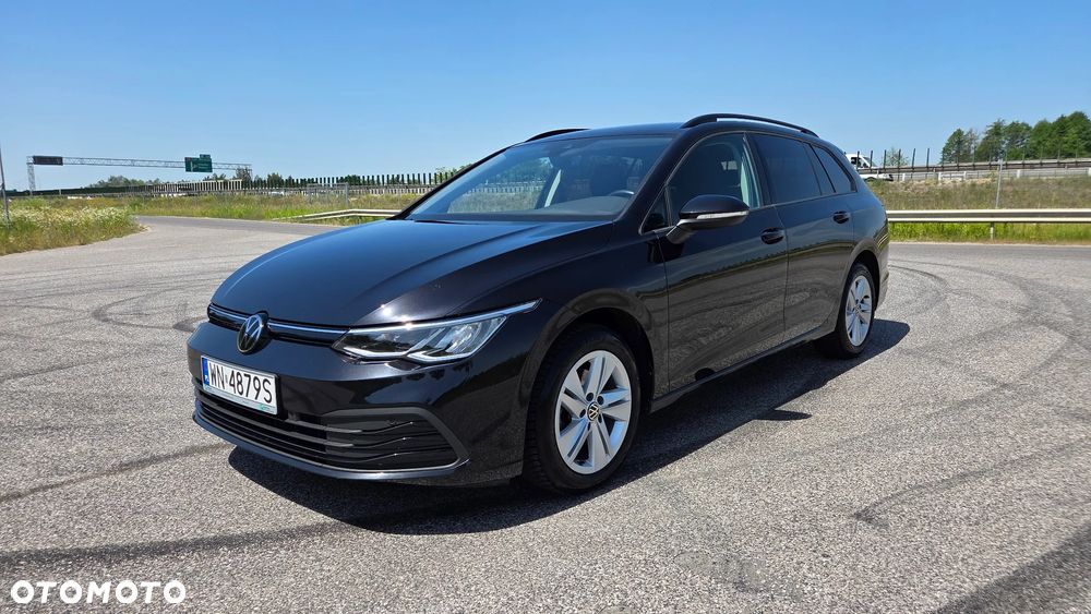 Volkswagen Golf 1.5 eTSI Life DSG - 10