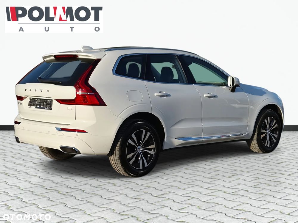Volvo XC 60 T6 Plug-In Hybrid AWD Essential - 21